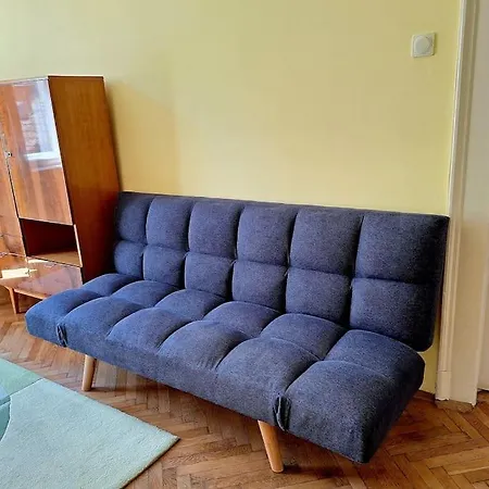 Bagolyvar Apartament *